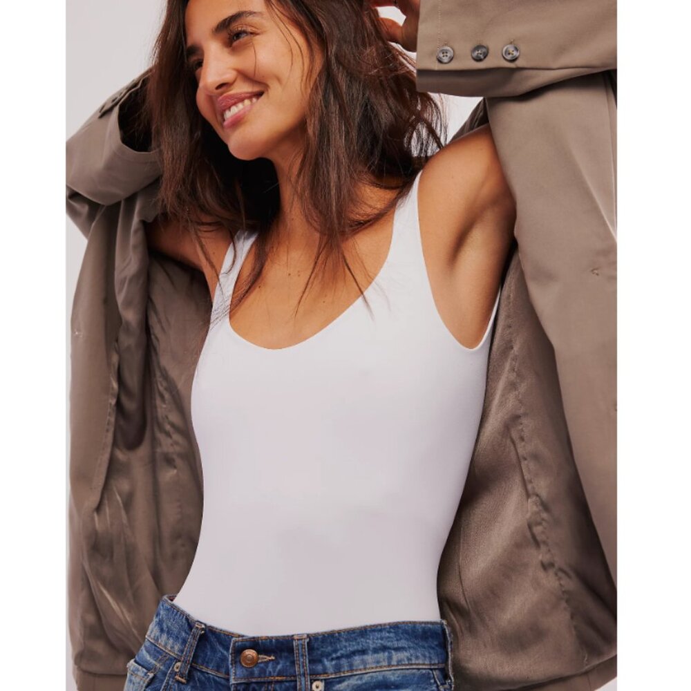FREE PEOPLE Clean Lines Bodysuit 2512 1S1